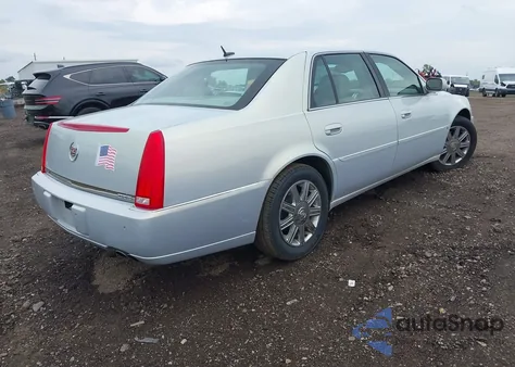 2006 Cadillac Dts Standard z USA, uszkodzony, nr VIN 1G6KD57Y46U109233